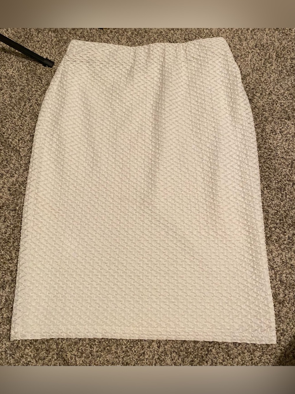 Boutique Essentials Textured White Pencil Skirt Size M